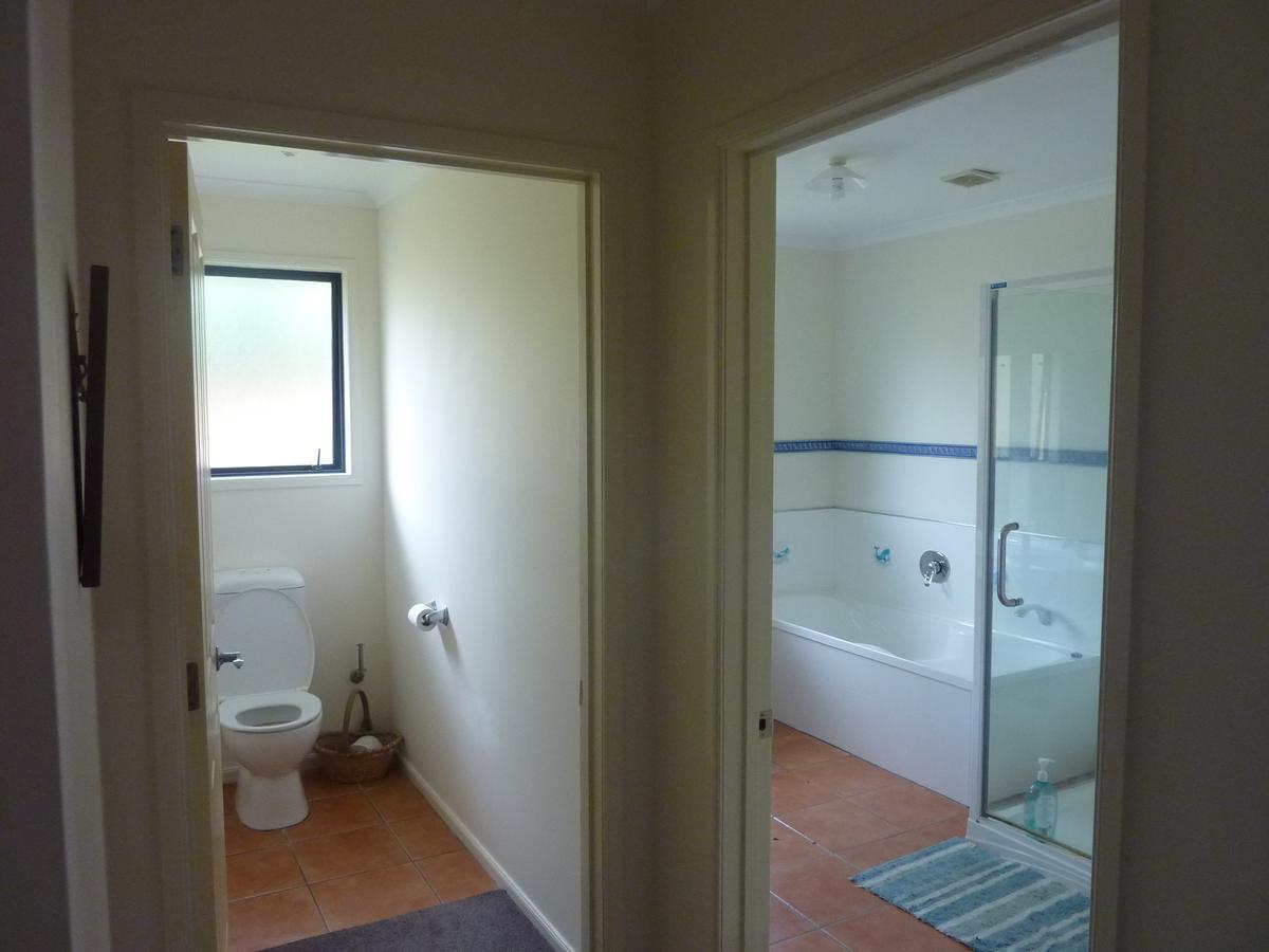 Pukeko Retreat Bed and Breakfast Takaka Esterno foto