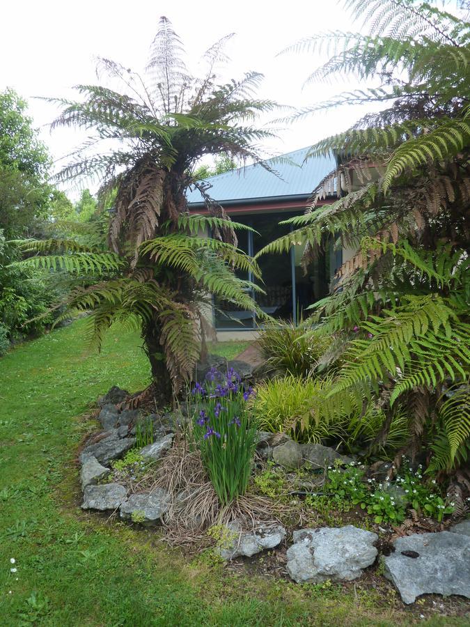 Pukeko Retreat Bed and Breakfast Takaka Esterno foto
